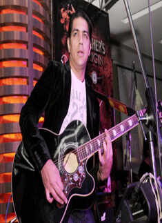 Musical party with Jal