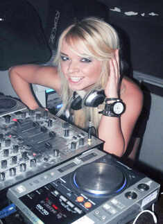 Divas go on a night out