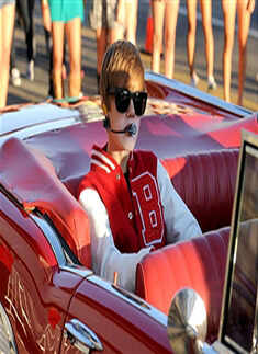 Paparazzo killed while clicking Bieber's car