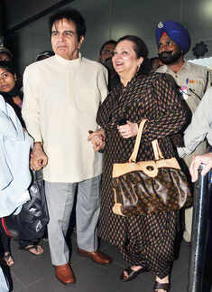 Dilip Saab, Saira leave for 'Hajj'