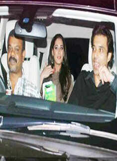 Nargis Fakhri, Uday Chopra to tie the knot?