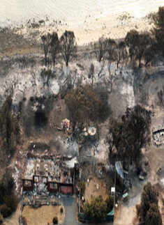 Australian wildfires destroy homes and buildings
