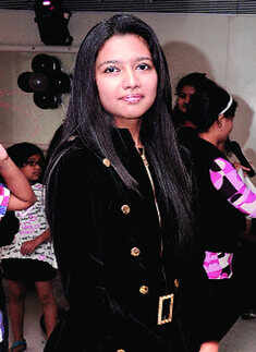 Anshula Sapra's b-day bash