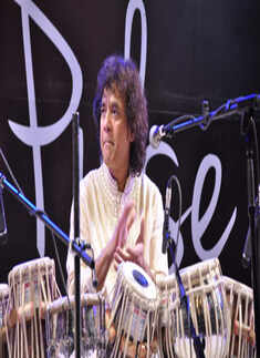 Celebs attend 'Pulse' concert