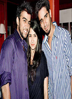 Weekday Masti at Geoffreys