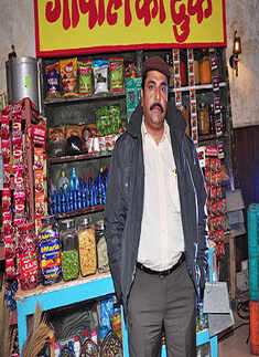 Launch: 'Saare Jahaan Se Mehnga' first look