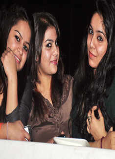 Raeth performs at Lemp Brewpub and Kitchen