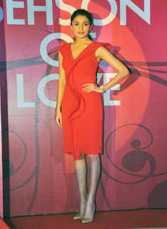 Anushka promotes jewellery brand