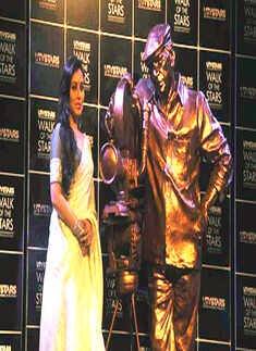 Yash Chopra's statue unveiling