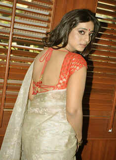 Mahie promotes 'Saheb Biwi..'