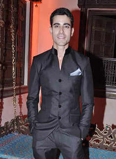 Rani launches Bhansali's 'Saraswatichandra'