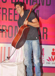 Farhan performs at One Billion Rising concert