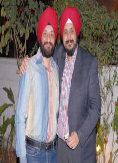 Aniruddha Deo's party at C.P.Club