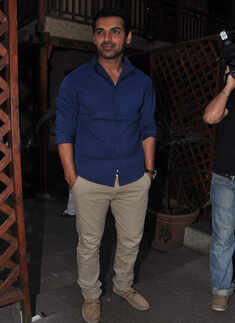 John's date with female journos