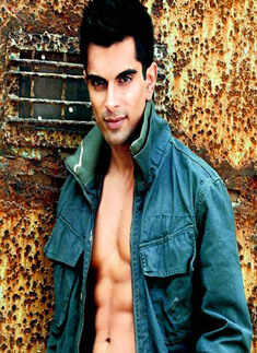 No intimate scenes for Karan