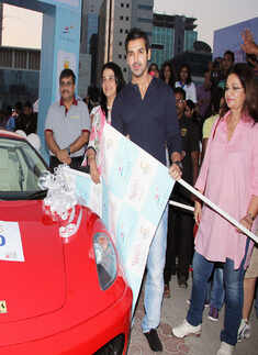 John flags off women's drive