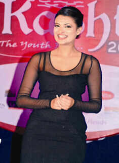 Sayali Bhagat at Kashti 2013