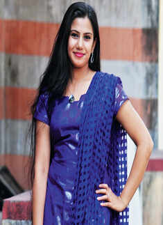 Movie muhurth: 'Queue'