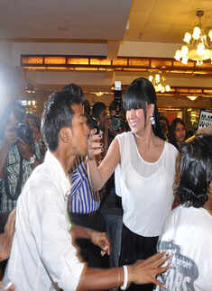 Veena gets kissed on her b'day!