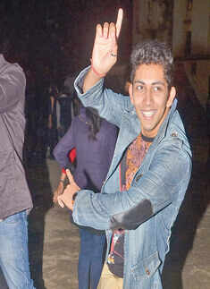 Celebrating Pandey ji ishtyle... 