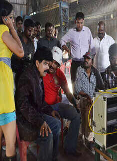 On the sets: 'Azhagan Azhagi'