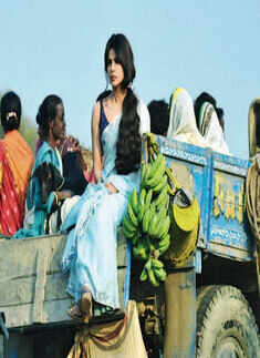 On the sets: 'Gunday'
