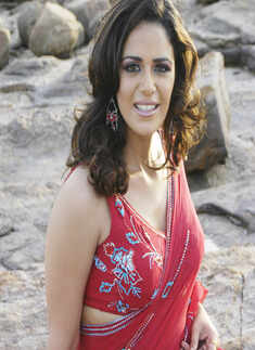 I am in love with Vidyut: Mona