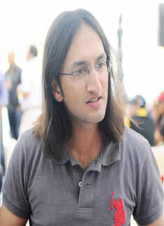 An Afternoon On The Greens