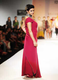 WIFW '13: Day 2: Urvashi Kaur