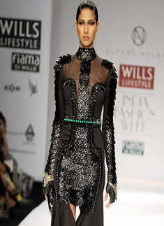WIFW '13: Day 2: Alpana & Neeraj