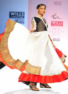 WIFW '13: Day 3: Ekta Jaipuria & Ruchira Kandhari