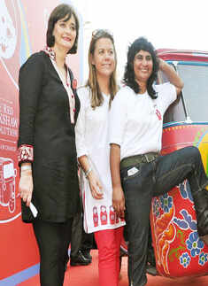 'Red Rickshaw Revolution' campaign