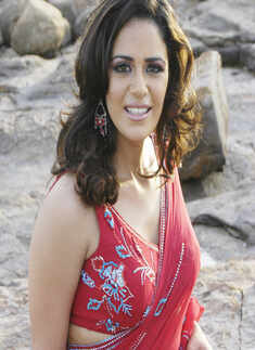 Cyber thugs strip Mona Singh of dignity