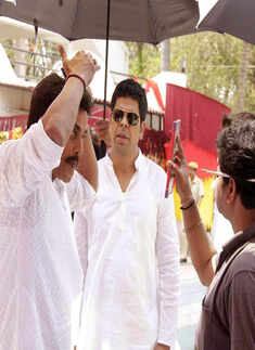On the sets: 'Dussehra'