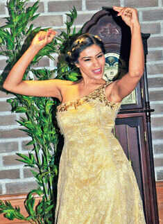 Glamorous evening by Shrom Budhraja