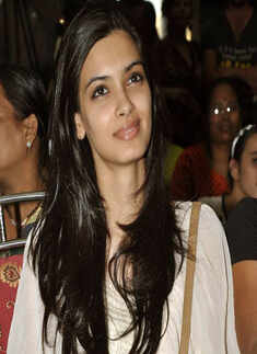 Diana attend 'Priyanj' school event