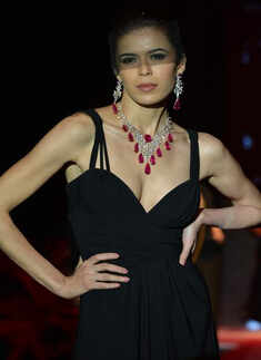 IIJW '13: Pooja Juneja