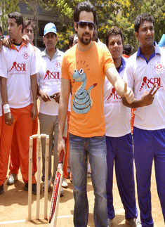 Emraan at Media Cup 2013