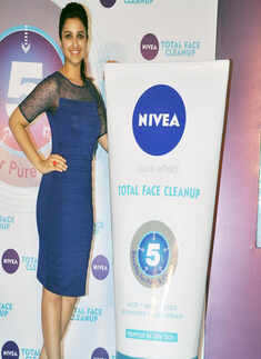 Parineeti launches beauty product