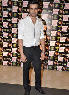 Popular anchors on TV