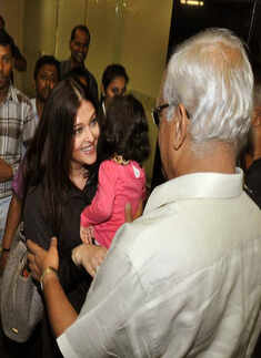 Bachchans back from NY