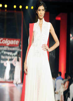 Sonam walks for Manish Malhotra