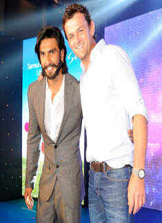 Celebs @ Samsung Galaxy S4 launch