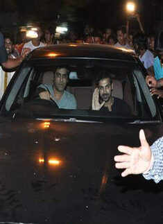 John, Sanjay promote SAW