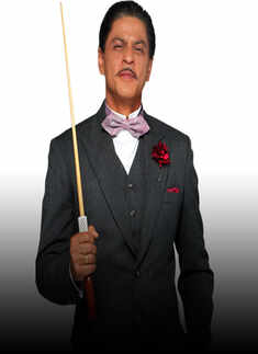 SRK sports new look!