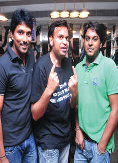 DJ night party (May 9, 2013)
