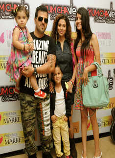 TV stars celebrate Mother's Day