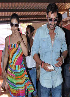 Ajay, Kajol @ fair in Lonavla