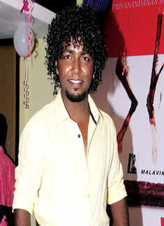 The Voter and Holy Shit: Movie muhurth