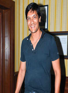 All dressed up to hangout